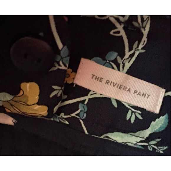 Loft floral Marissa Riviera pants size 0 measures as a 8/10 - Picture 12 of 12